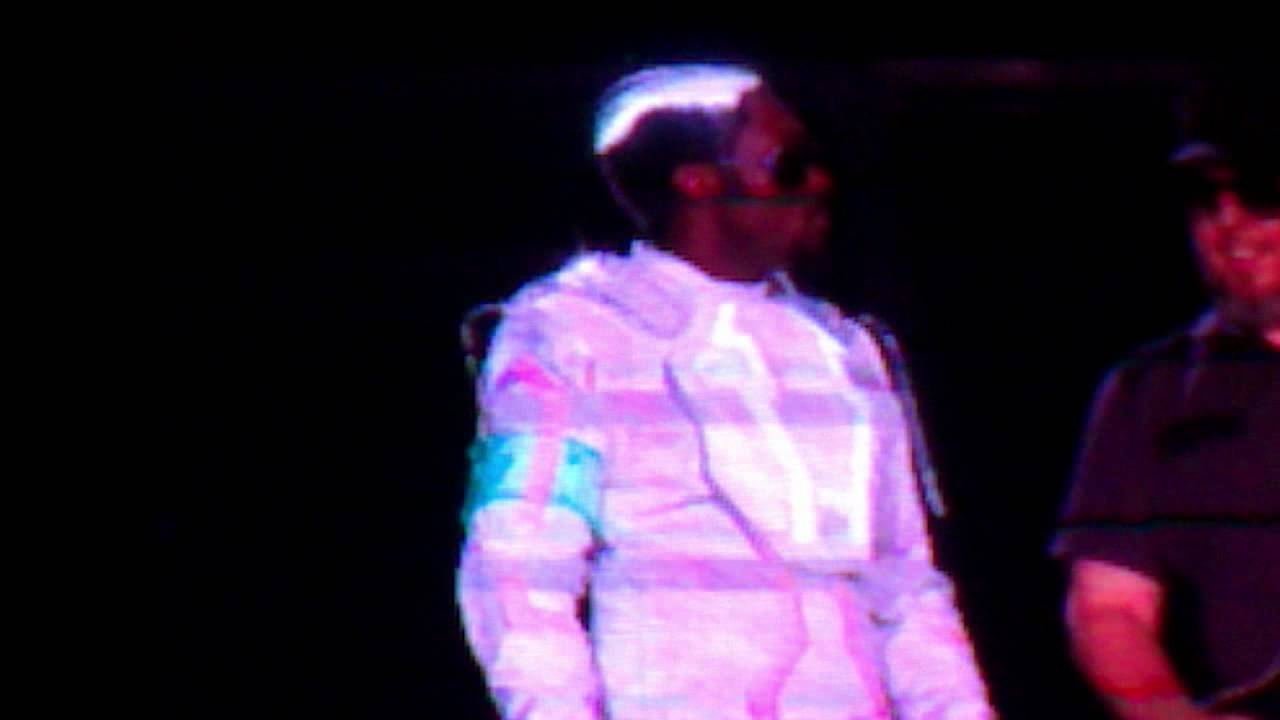 black eyed peas, madrid concert .MP4 YouTube