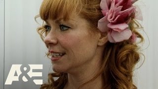 Storage Wars: New York: Candy and Courtney: Team Dynamics (Season 2, Episode 19) | A&E