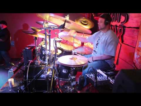 TWANG AND ROUND - JOEY CLINARD - DRUMMER - KEEP IT MOVIN