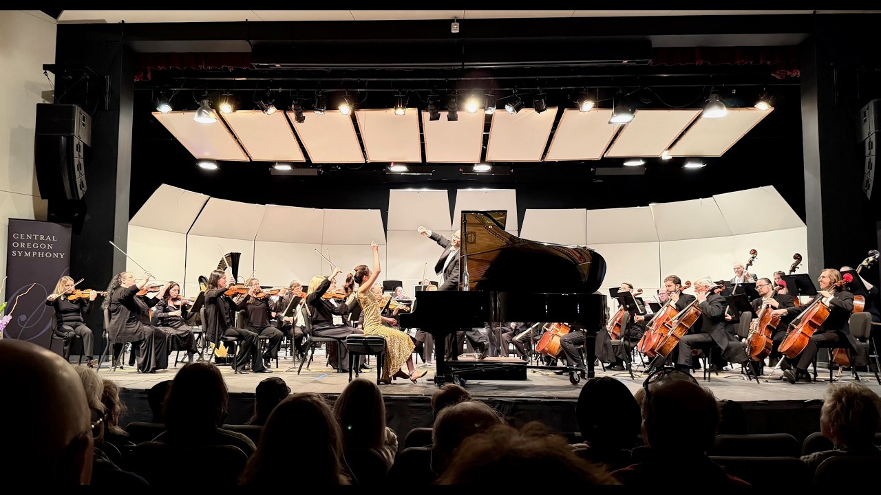 Avery Armstrong - Beethoven: Piano Concerto No. 3: I. Allegro con brio with Central Oregon Symphony