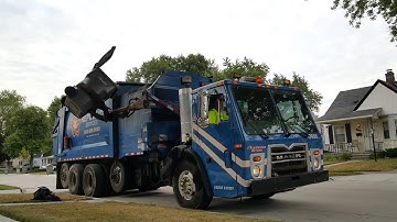 Republic Services: Mack LEU/ Heil DuraPack Python