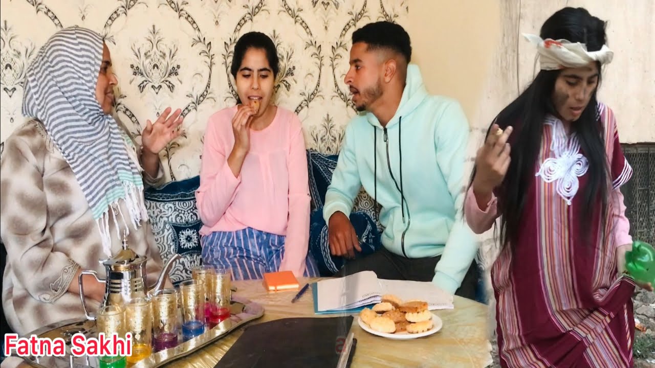 فيلم قصير:فتاة عملت المستحيل من اجل شاب في أخير تزوج أو خلها (البرتقالة المرة🍊)