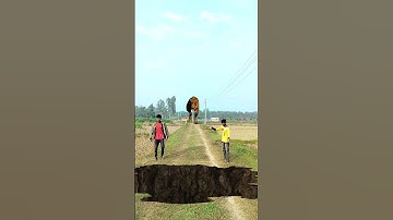 Vfx Magic Funny Video Dinosaur Chase #viral #funny #trending #funtoktv #shortsvideo #shorts