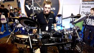 Craig Blundell Amazing Drum Demo Pt. 3 chords