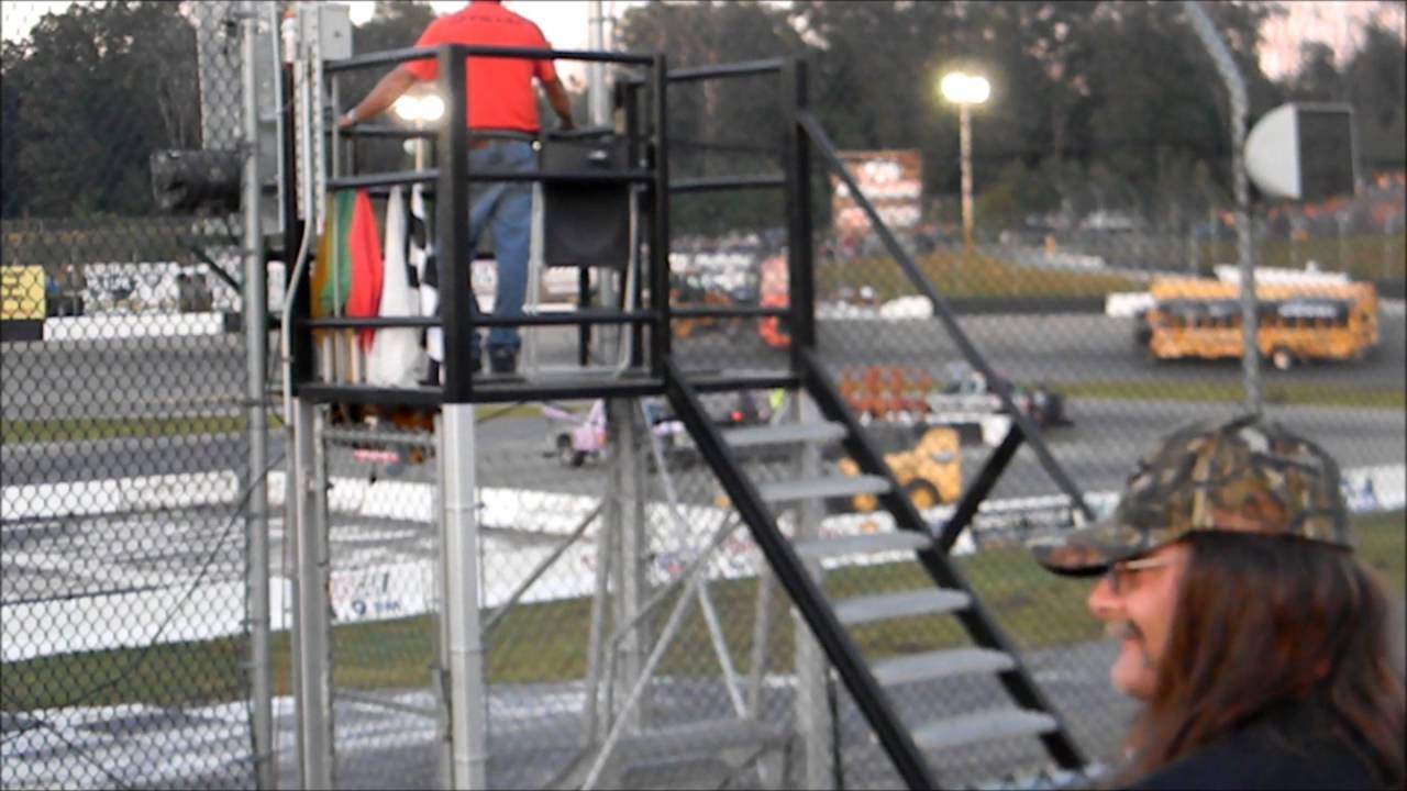 wisconsin dells bus racing