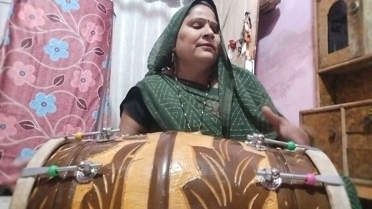 चल🍒 बरना बॉम्बेय की💫 सडक पे गोल😊 कांकड़ी खेलेंगे 🌹#fun #song 