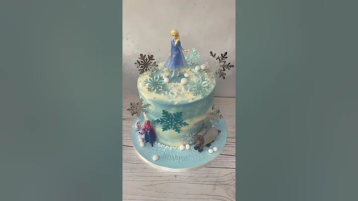 Birthday cake Frozen themed #disney #cakeshorts #birthdaycake #frozen #frozencake #cake #olafcake
