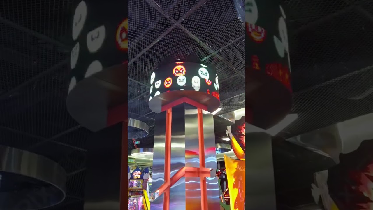 Screens for retail sector.