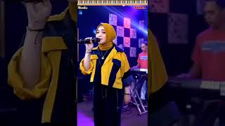 Tiara  Mira Putri  Ageng 