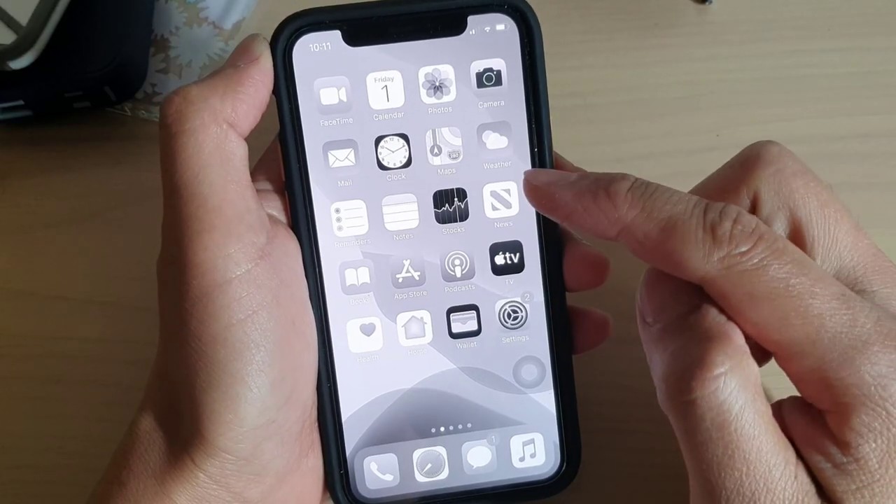Fix Black And White Screen On Iphone 11 Pro Ios 13 Youtube