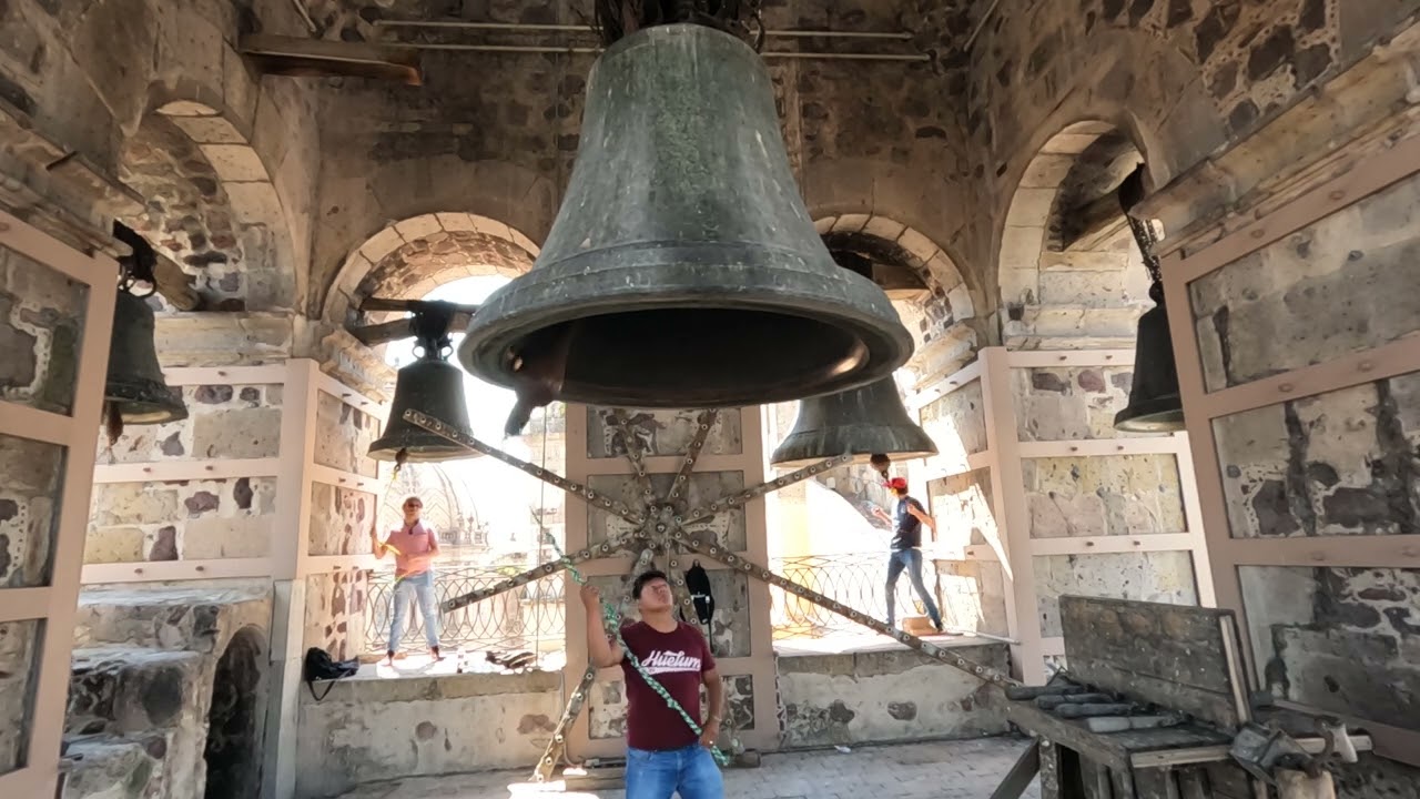 Repique, tercera llamada - Catedral de Guadalajara