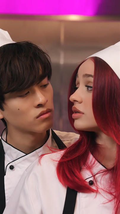 Head Chef Saves New Girl ❤️