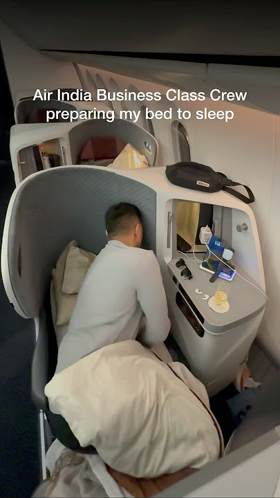Air India Business Class Lie-Flat Bed Setup on Boeing 787 | Lounge Guru