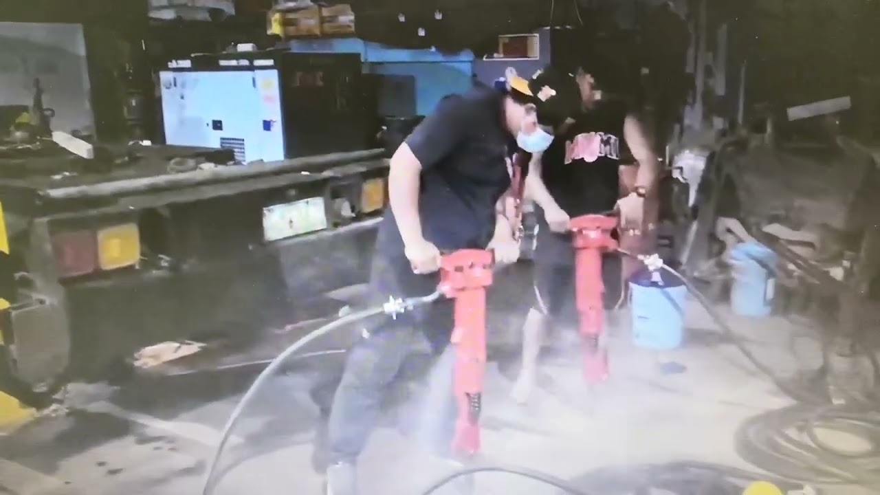 Testing video of TPB-90 paving breaker (jack hammer)