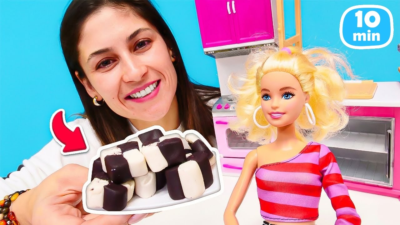 Kukla Barbie ve Ayşe ile kurabiye ve reçel yapıyoruz! Yemek yapma videoları.