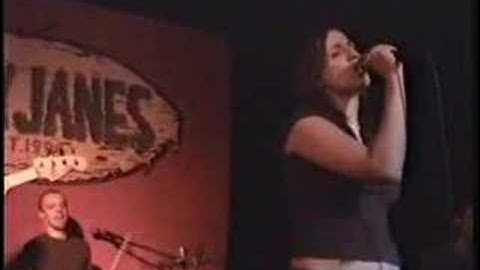 Sarah Shannon Part 1 (Lead Singer of Velocity Girl) 2002 Houston Live Concert
