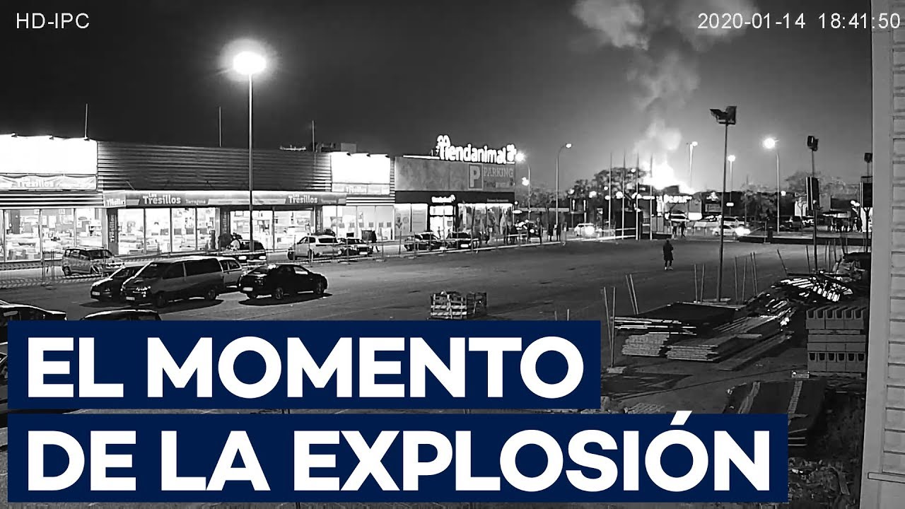 El momento de la explosión en la petroquímica de Tarragona