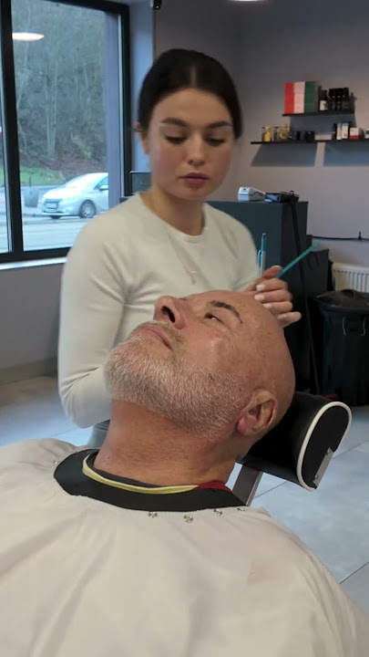 Amazing Beard Shave with Lady Barber Yulia | Cut Game Barbershop Kraków #shaving #barber