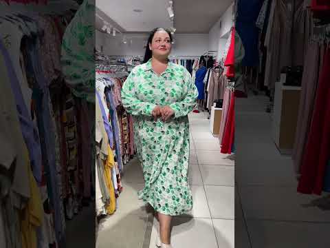Щасливий розпродаж на сукні у батальних розмірах Plussize пишнакраса