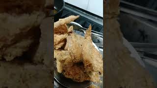 CRISPY AND JUICY FRIED CHICKEN WINGS | HOW TO MAKE FRIED CHICKEN | FRIED CHICKEN | #shorts