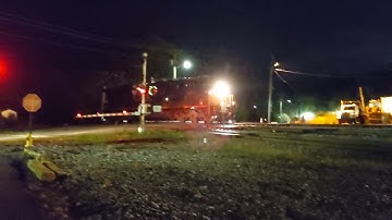 A LATE NIGHT SURPRISE! CSX GE ES40DC 5451 RUNNING LIGHT THROUGH LAURENS SC. FOR GREENWOOD.