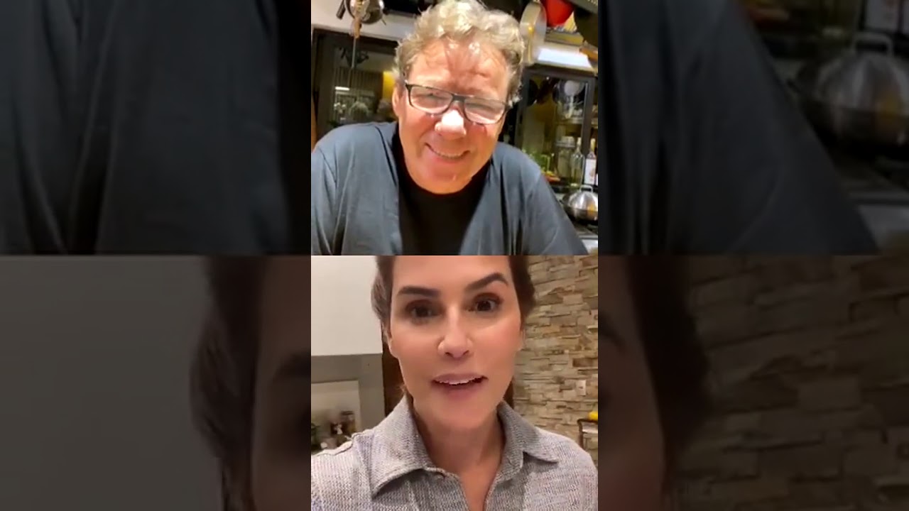 Deborah Secco Live Stream, April 18, 2020