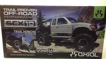 Axial SCX10 Trail Honcho Unboxing