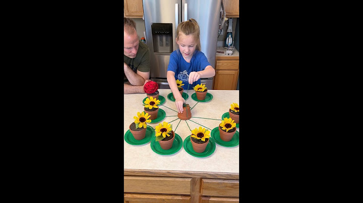 Don't pull the Wrong Flower 😂
