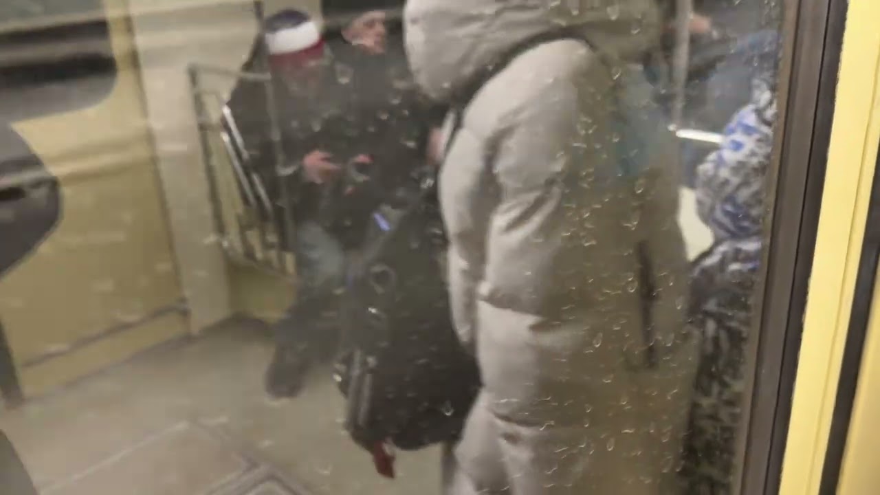 Метро Новосибирск. Речной Вокзал - Октябрьская.