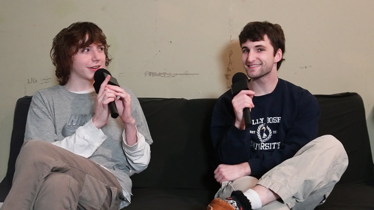 Anthpo has lived a thousand lives | Couch Surfing (ep. 5)