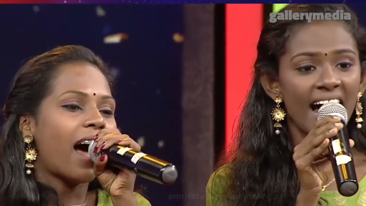 headset use🎧ശ്രുതിയും അമലയും പാടി തകർത്ത പാട്ട് #song #malayalam #use #headset
