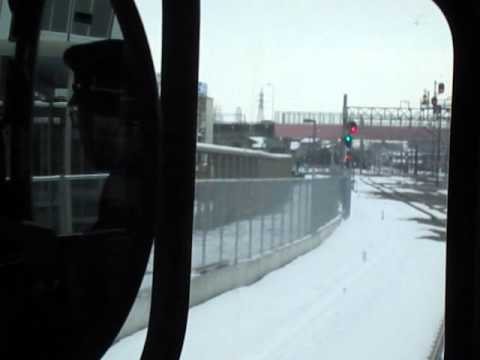 忍者ハットリくん列車に乗り込み高岡駅を出る