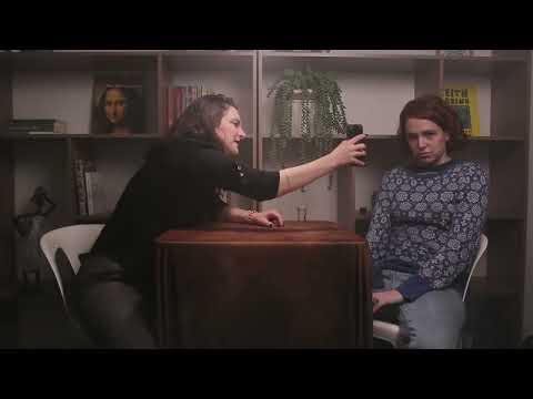 Cena de interrogatório