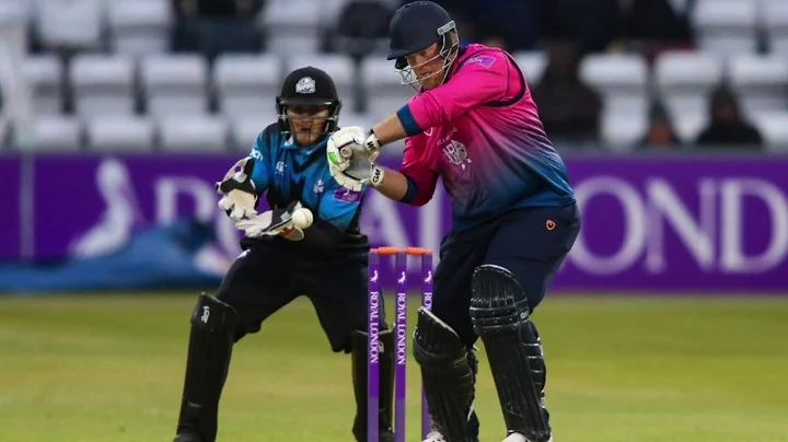 Richard Levi extends his stay as a Steelbacks