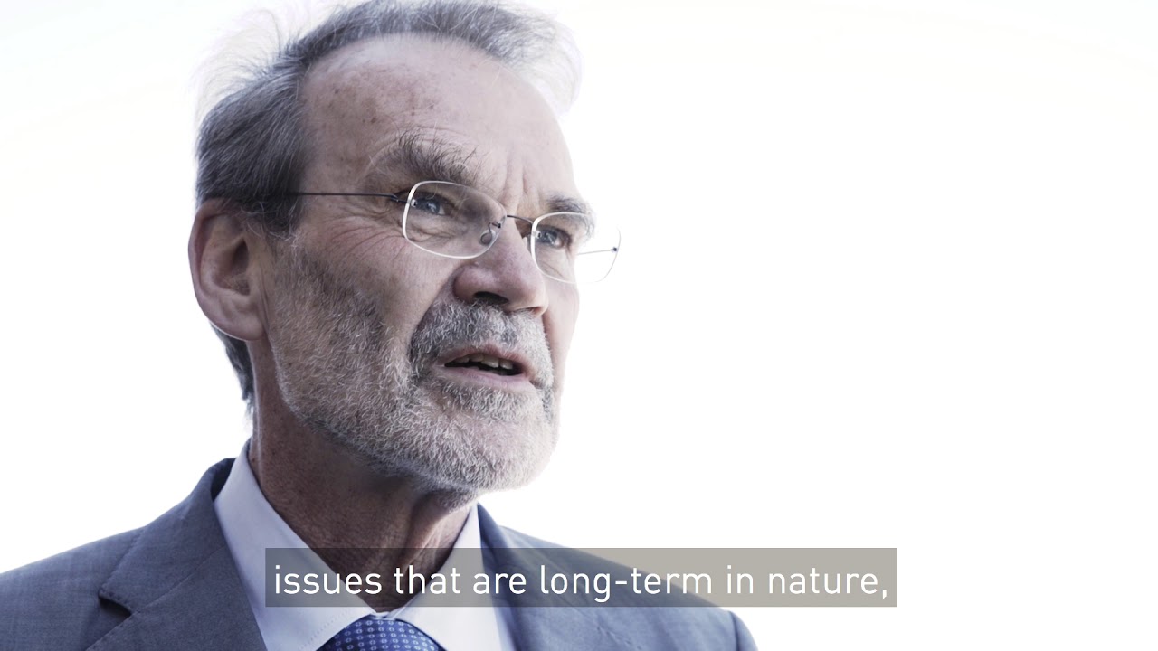 Linking short-term conflict impact to long-term climate change - Interview with Johan Schaar