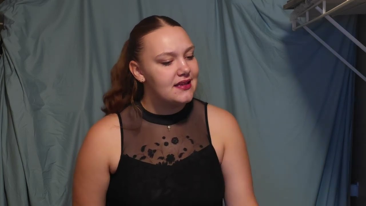 Kiki Adams sings 'Hopeless War' preview
