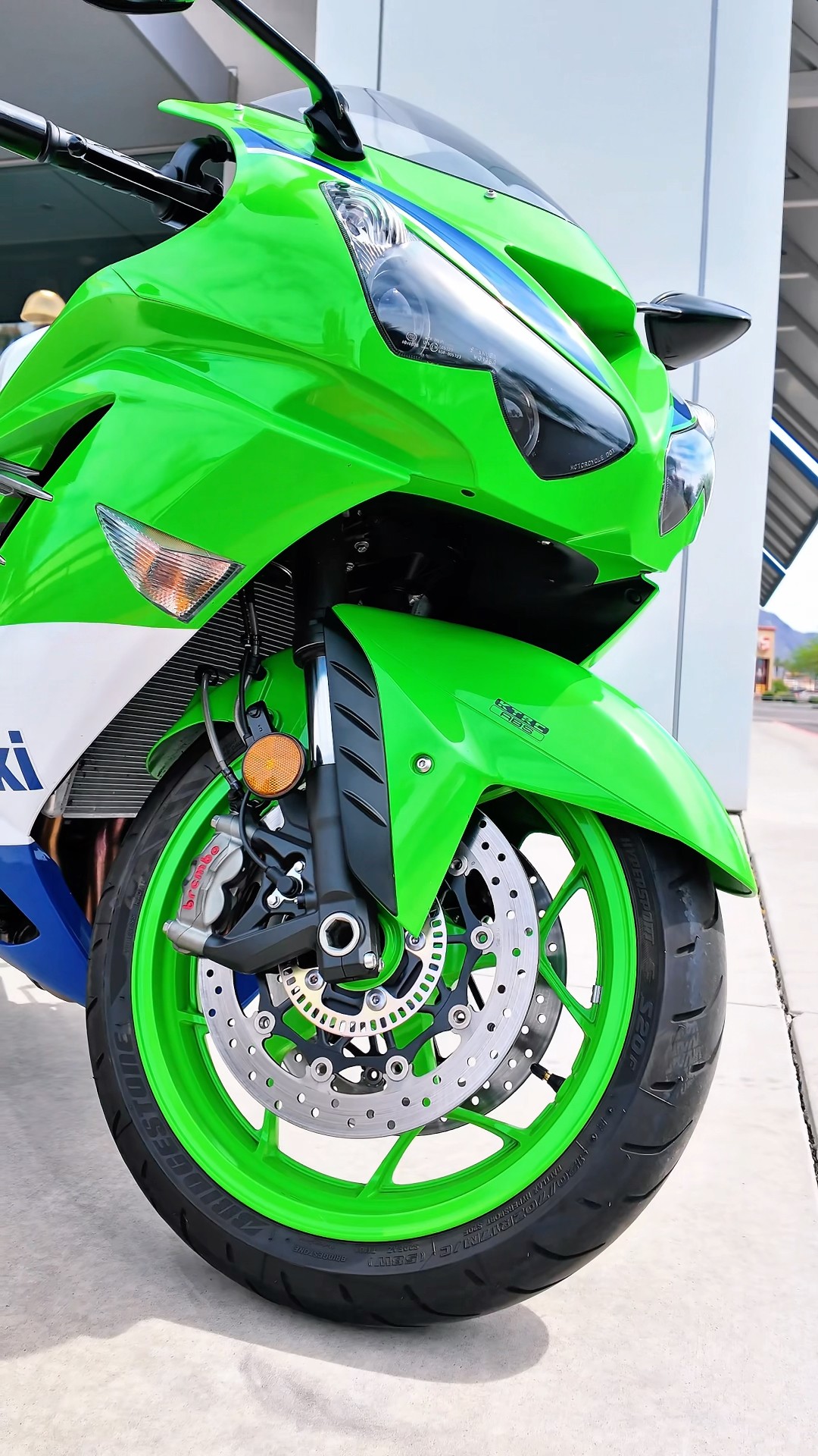 40th Anniversary ZX14R - YouTube