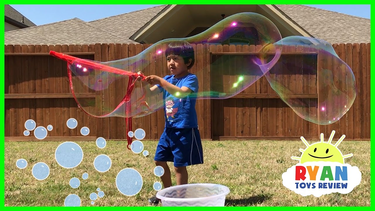 DIY GIANT BUBBLES for kids! Family Fun playtime with bubble toys