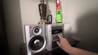 Sharp XL-HP700 3-CD radio