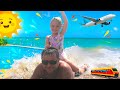 БОЛЬШОЕ ПУТЕШЕСТВИЕ Самолет Поезд Бассейн Море Лия Бум и папа правила поведения Видео для детей