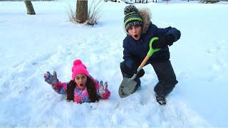 Хайди застряла в снегу  😄 веселая детская история | Хайди и Зидан