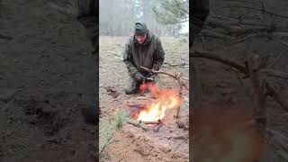 bezpieczny ogień 🔥 #las #fire #military #survival #bushcraft #prepers #wojsko #alpinizm #broń