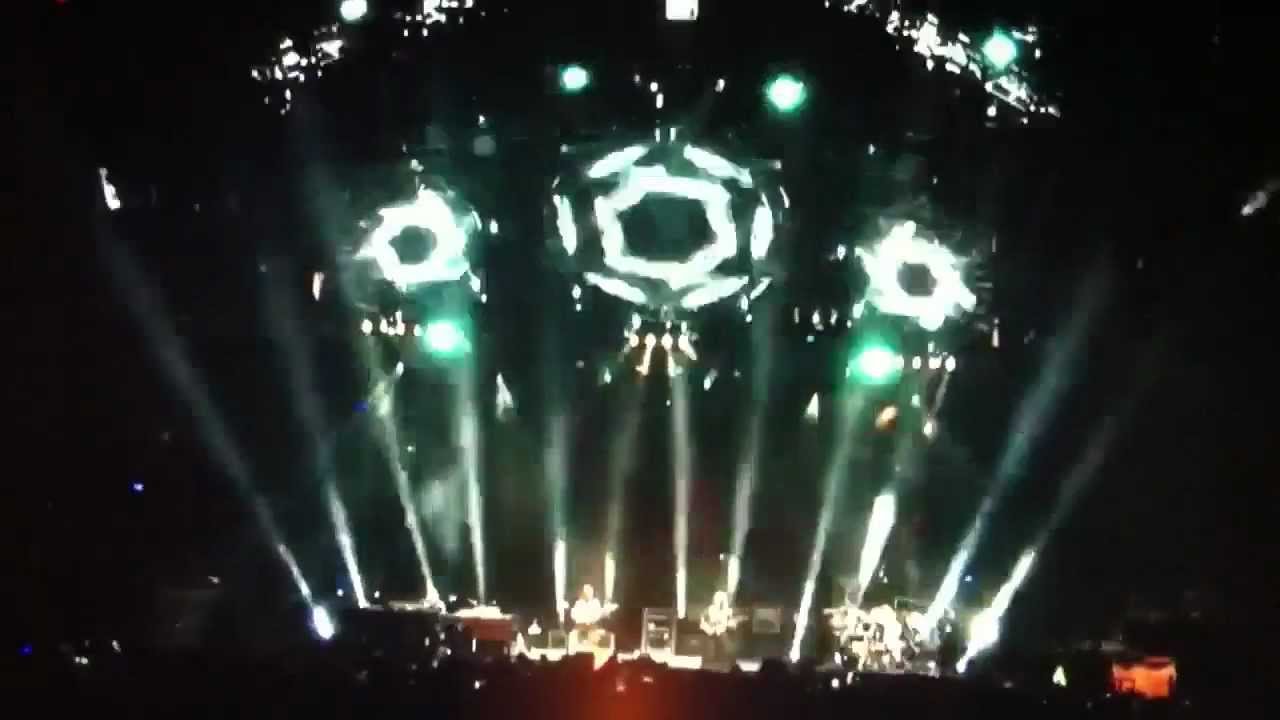 AC/DC Bag - Phish - New York, NY (12-31-11) - YouTube