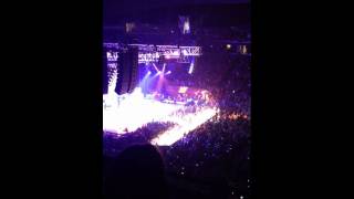 Easy    rascal flats  with Sara Evans