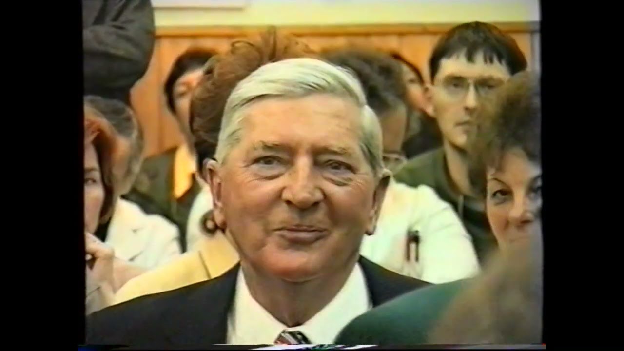 Bugyi professzor 100 – Emlékplakett átadása Dr Bod Péter részére