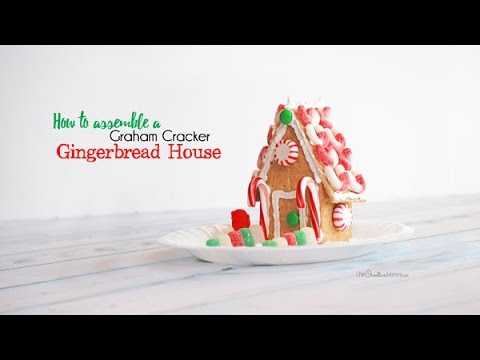 How to make a Gingerbread House from Graham Crackers