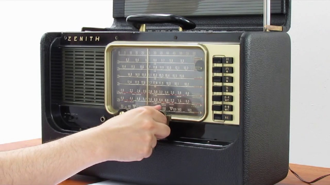Restauración Radio Zenith modelo Transoceanic Y600 de 1956 YouTube