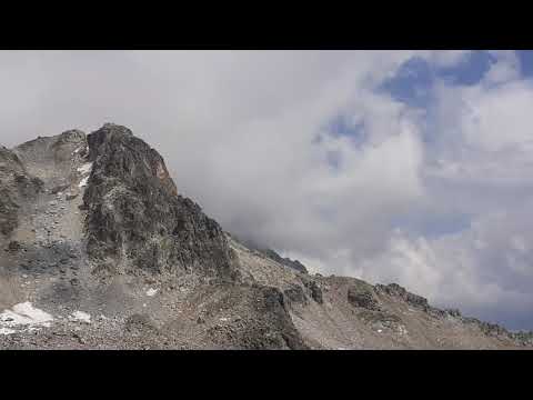 თეთნულდის ქვეშ - Under Mt. Tetnuldi