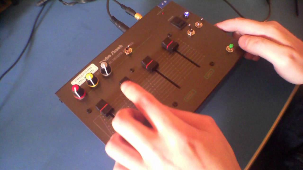 Circuit Bent Radio Shack Reverb by freeform delusion
