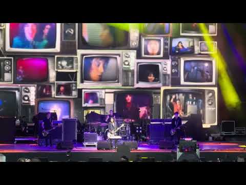 Joan Jett and The Blackhearts - Different (2025.05.23 Budweiser Stage, Toronto, Canada)